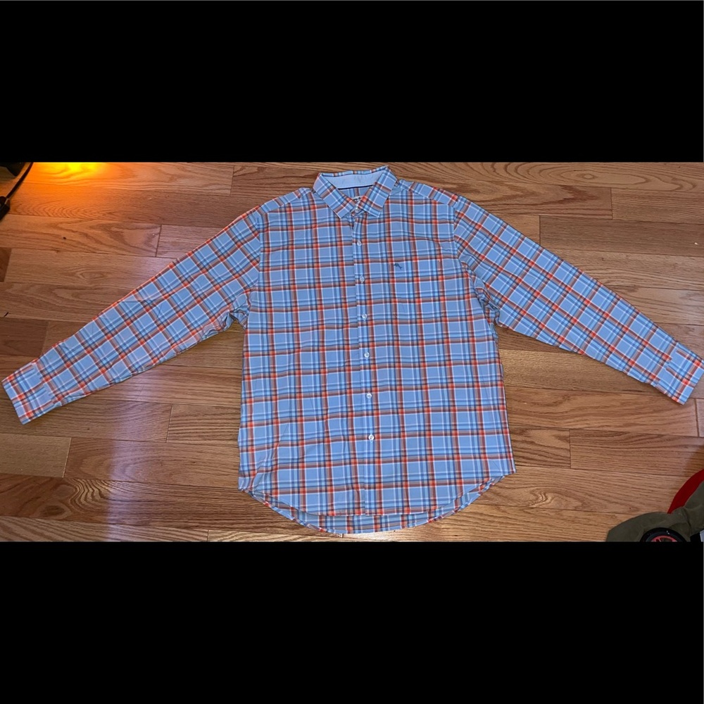 Long sleeve Tommy Bahama button up